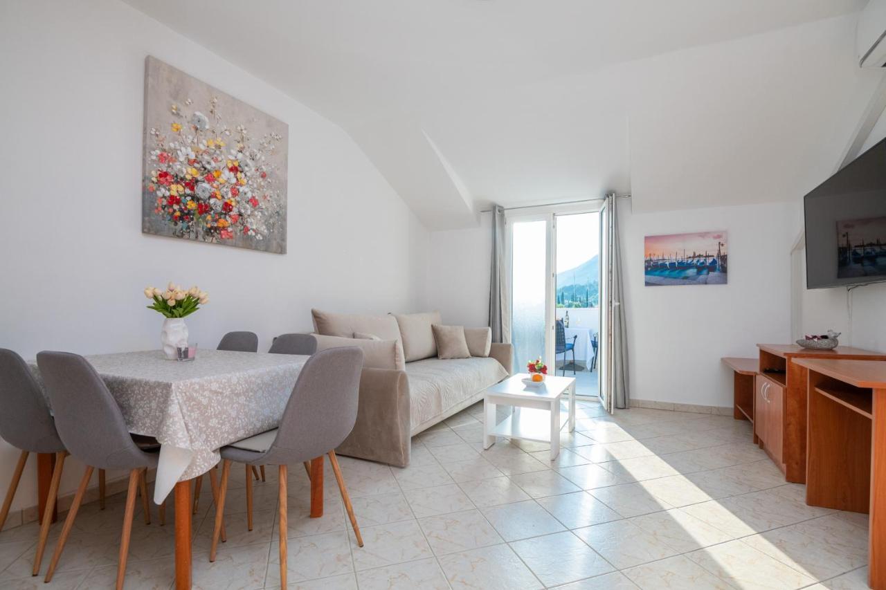 Apartments Dubelj Komolac Kültér fotó